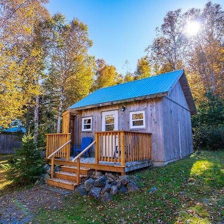 Trailside Accommodations And Outdoor Adventures Birch Plain Zewnętrze zdjęcie